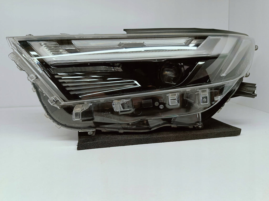 TOYOTA RAV4 V LIFT 22- LAMPA LEWA PRZÓD PRZEDNIA FULL LED EU 81185-42G10