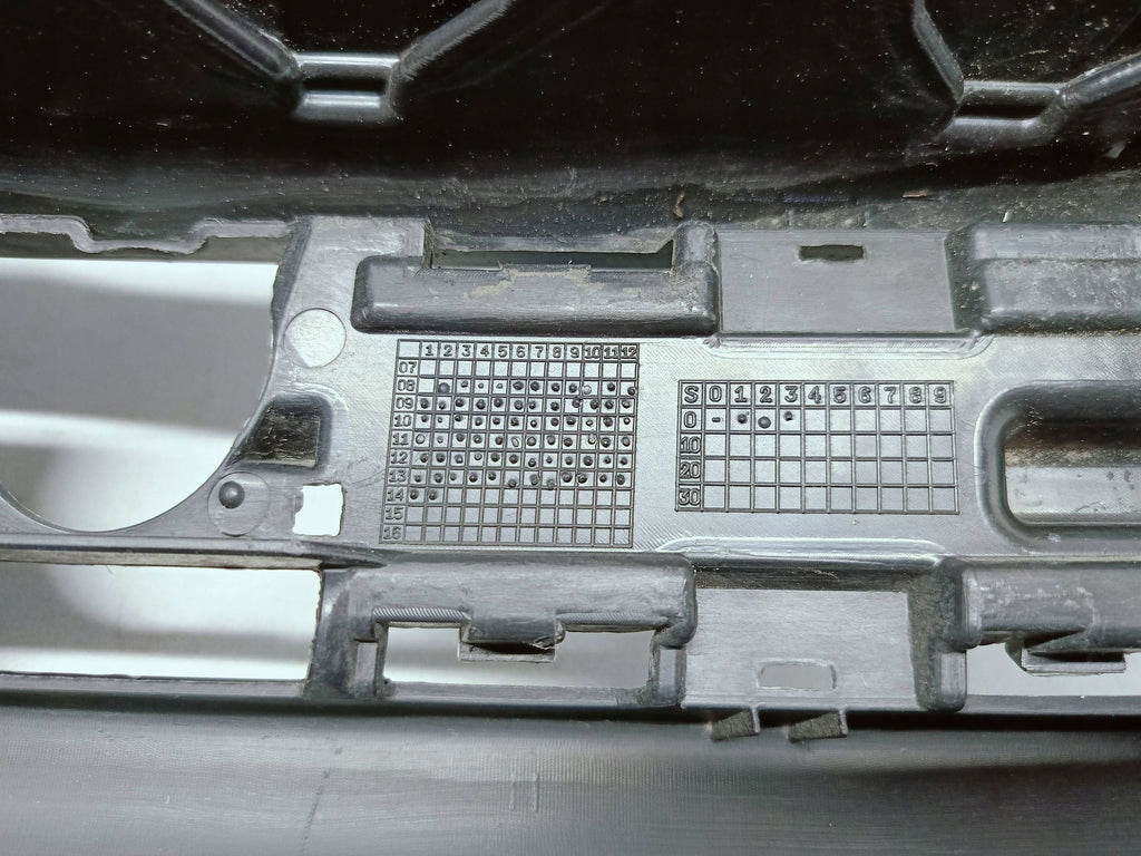 Peugeot 107 FACELIFT 09- KÜHLERGRILL STOSSFÄNGER VORNE 53112-0H050