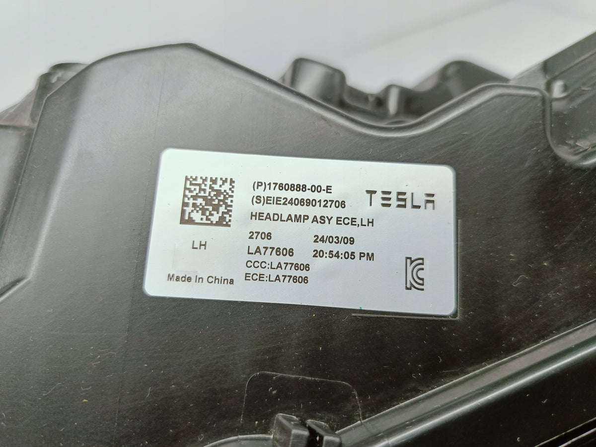 Tesla Model 3 Lift Highland 23- Vorne Links Leuchte Full LED EU 1760888-00-E — Foto 14 von 14