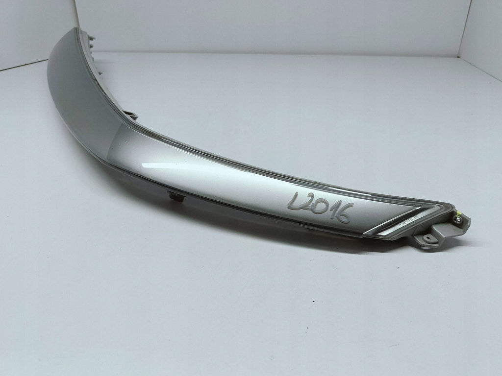 HYUNDAI IONIQ 5 V 21- RÜCKLEUCHTENBAND BLENDE TAGFAHRLICHT LINKS VORNE 92108-GI