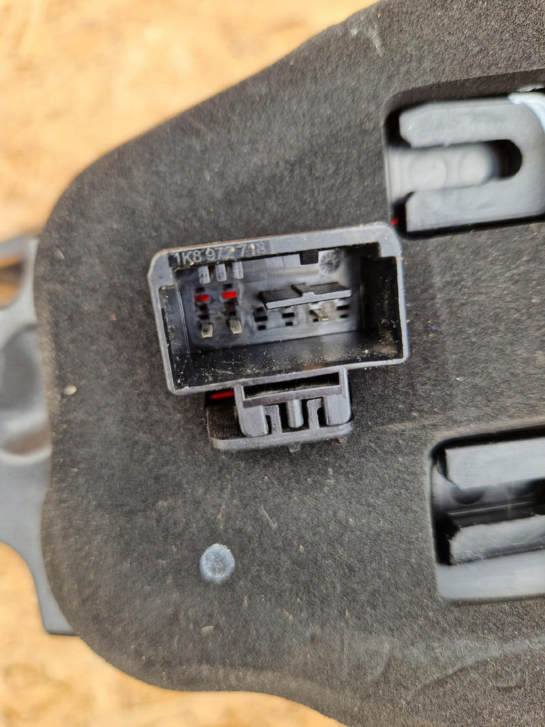 VW ID4 ID.4 HECKKLAPPENVERKLEIDUNG HINTEN 11A945093