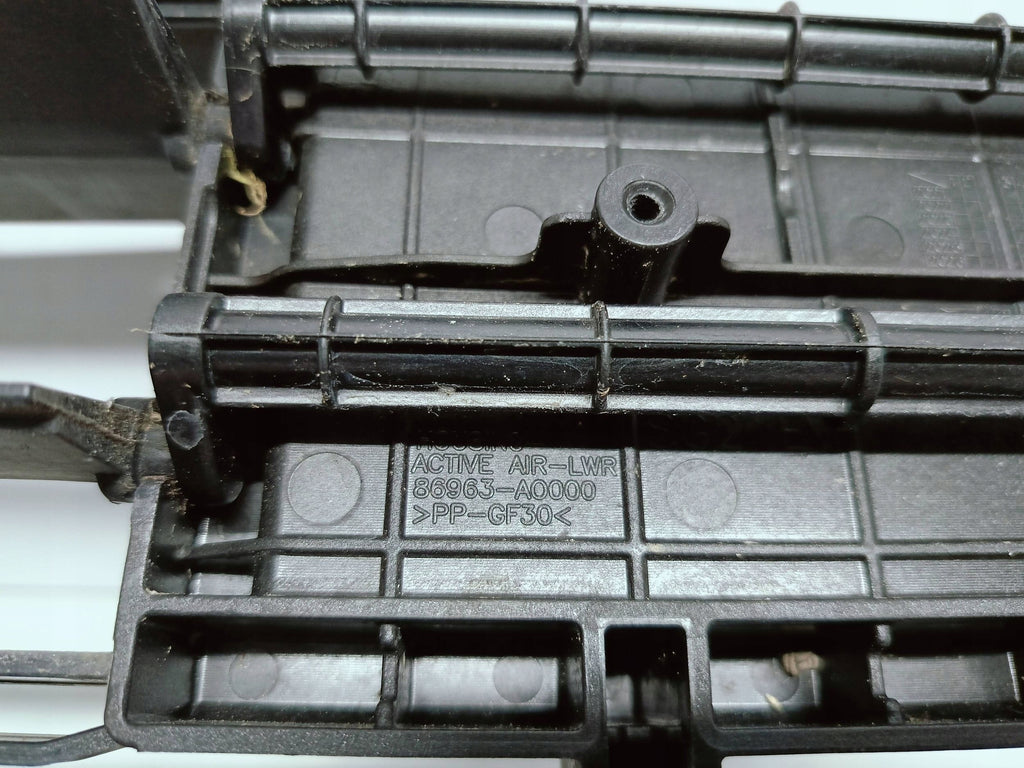 KIA Niro II EV SG2 22- LUFTLEITBLECH JALOUSIE 86963-A0000