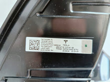 Laden Sie das Bild in den Galerie-Viewer, TESLA 3 LIFT Y 20- SCHEINWERFER RECHTS HINTEN LED NEU 1502087-00-D