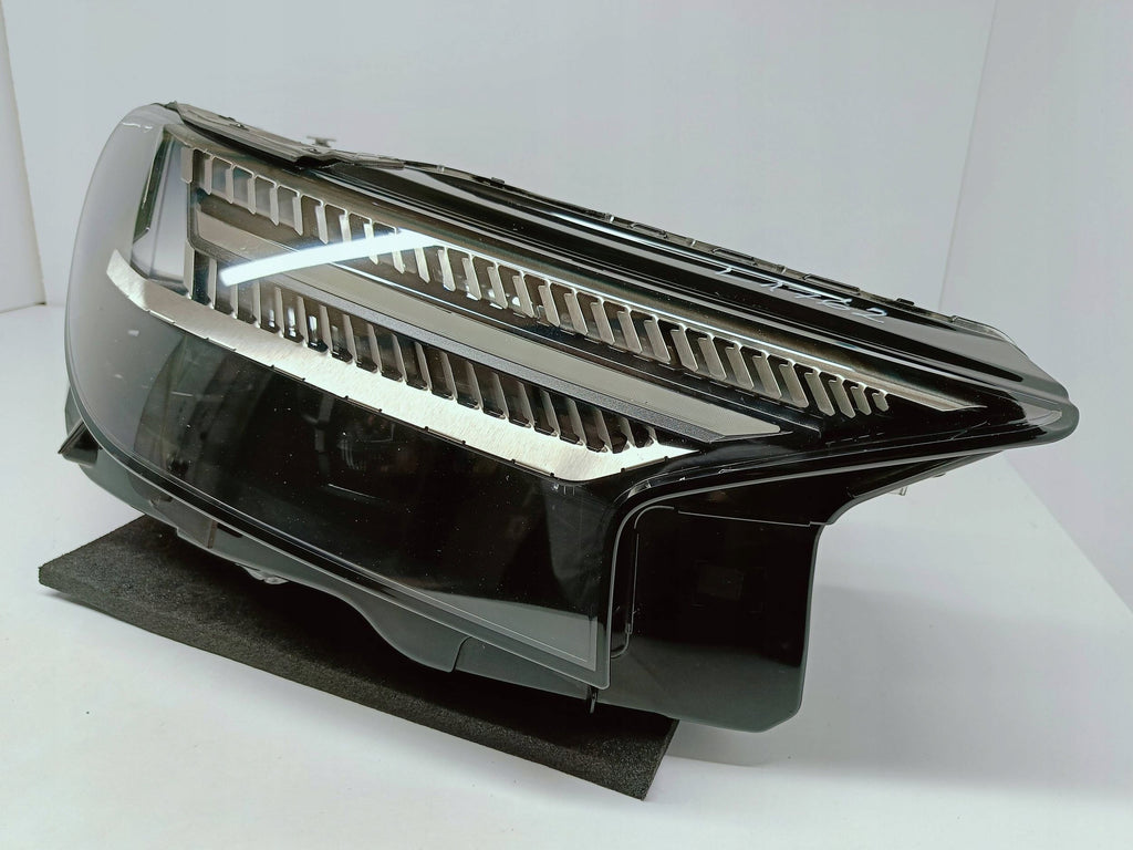Audi Q4 E-TRON 21- LAMPA PRAWA PRZÓD FULL LED MATRIX EU 89A941036