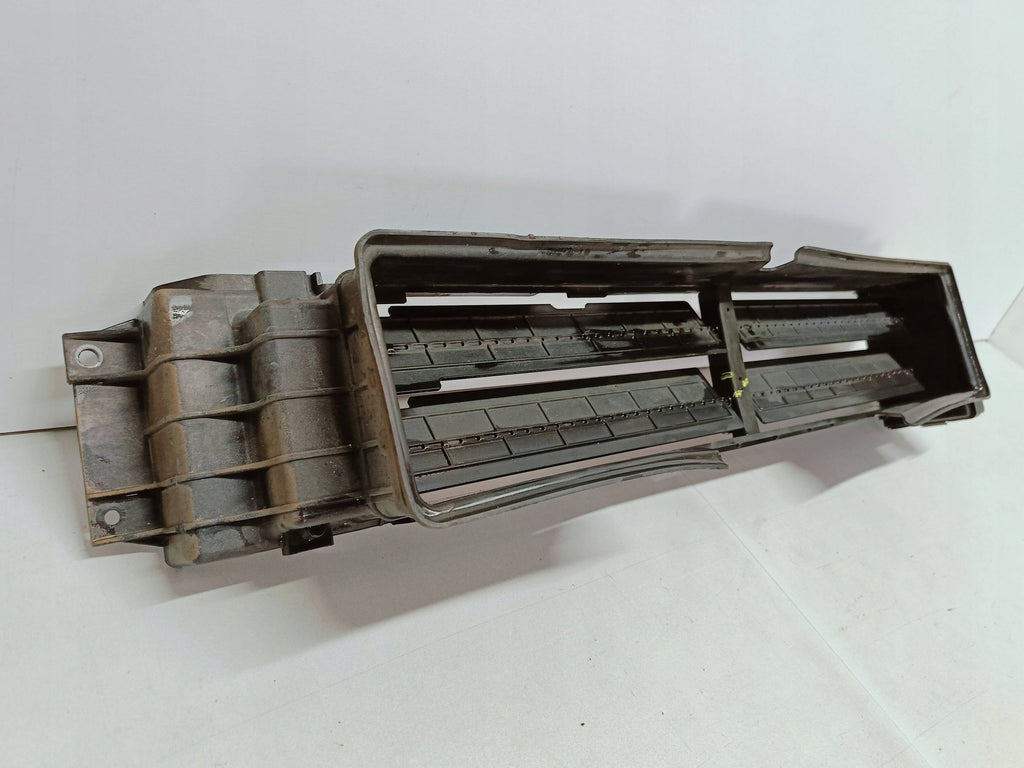 Hyundai Kona I EV 17- LUFTKLAPPE JALOUSIE 86950-K4000