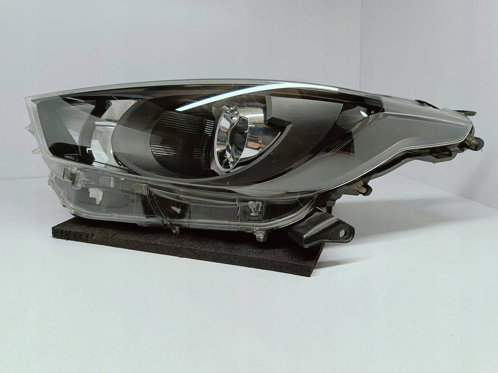 TOYOTA YARIS IV 4 19- LAMPA REFLEKTOR LEWY PRZÓD SOCZEWKA KOITO K0-6 EU