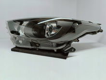 Laden Sie das Bild in den Galerie-Viewer, TOYOTA YARIS IV 4 19- LAMPA REFLEKTOR LEWY PRZÓD SOCZEWKA KOITO K0-6 EU