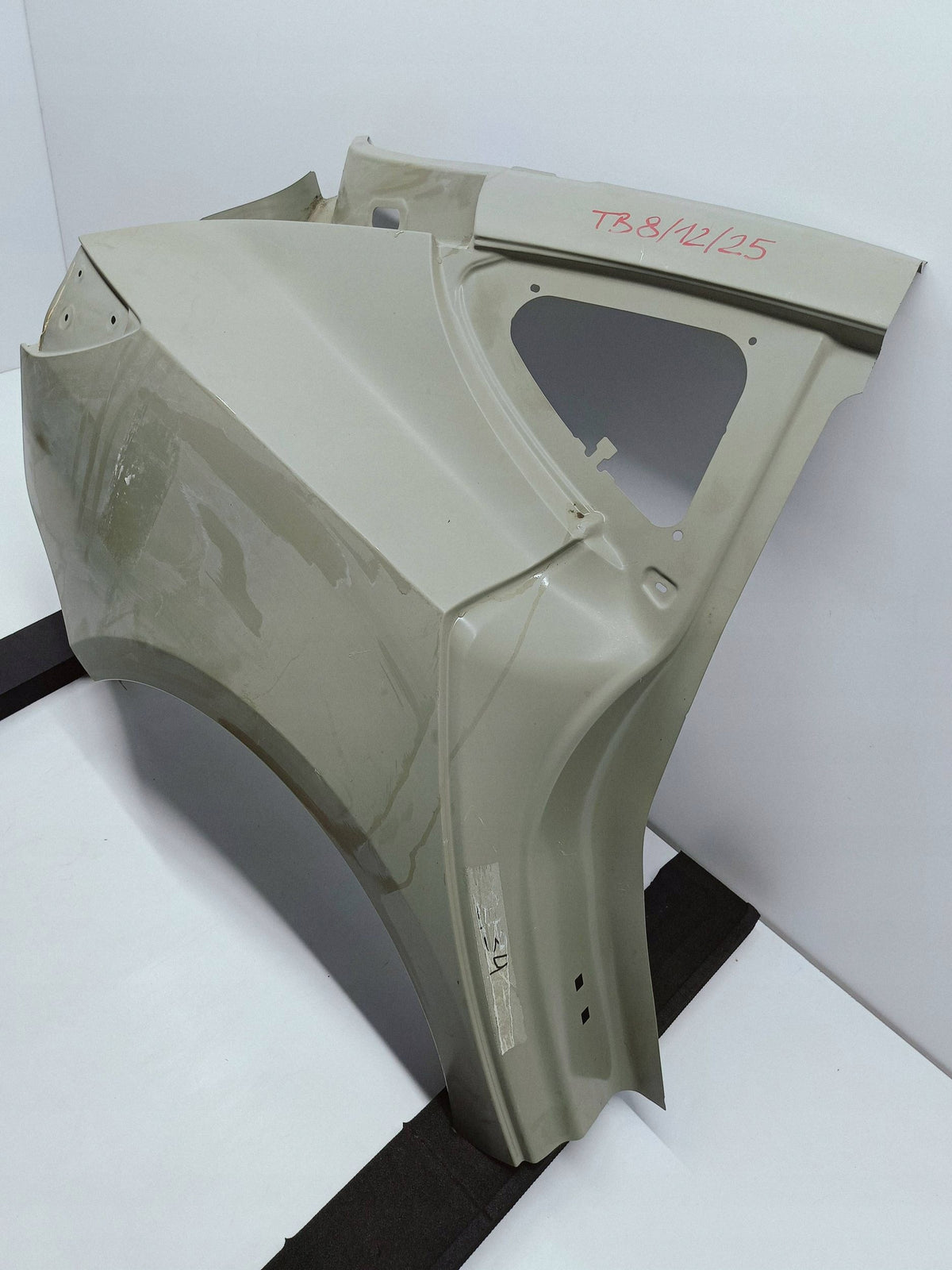 Tesla Model 3 M3 17- Fender Right Rear Panel Quarter Panel 16255823098A — photo 3 of 12