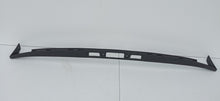 Laden Sie das Bild in den Galerie-Viewer, VOLKSWAGEN ID.4 ID4 19- UNTERE HECKKLAPPENLEISTE HINTEN 11A827335B