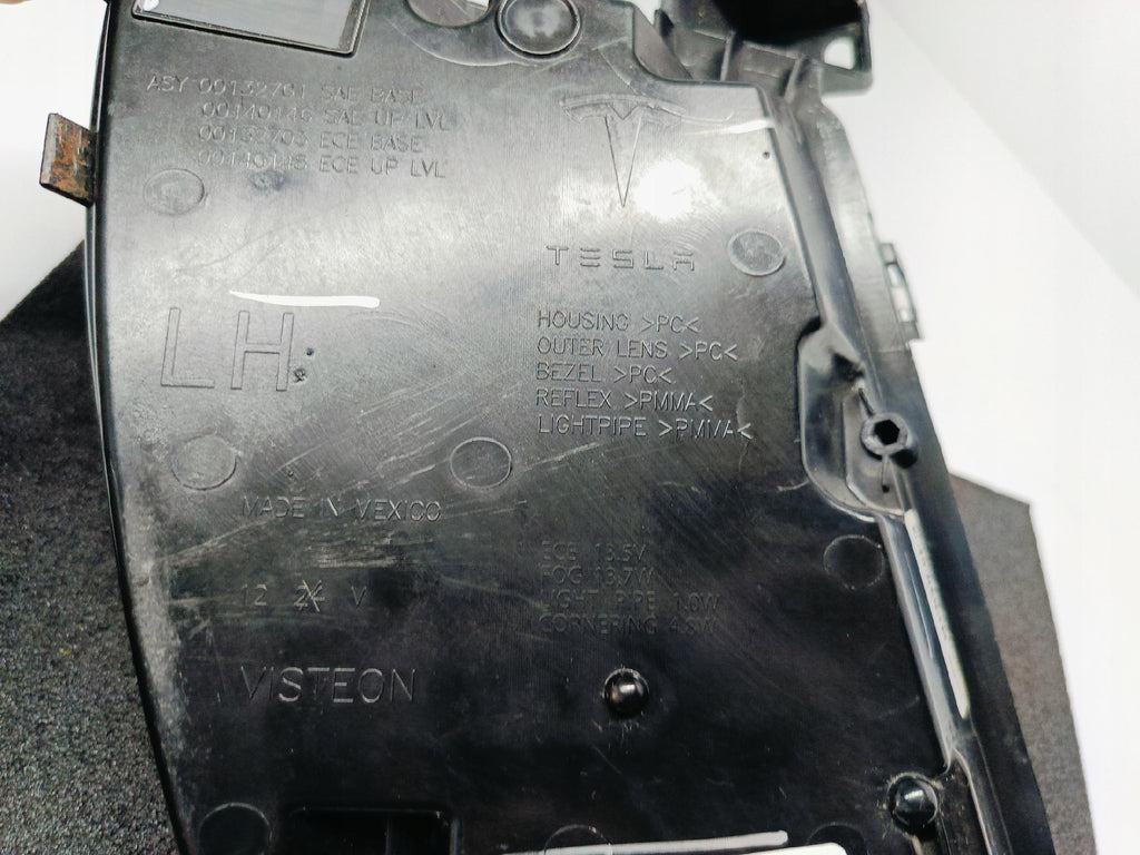 TESLA MODEL S 12- HALOGEN DRL LEWY LAMPA PRZECIWMGIELNA LED 600591500E