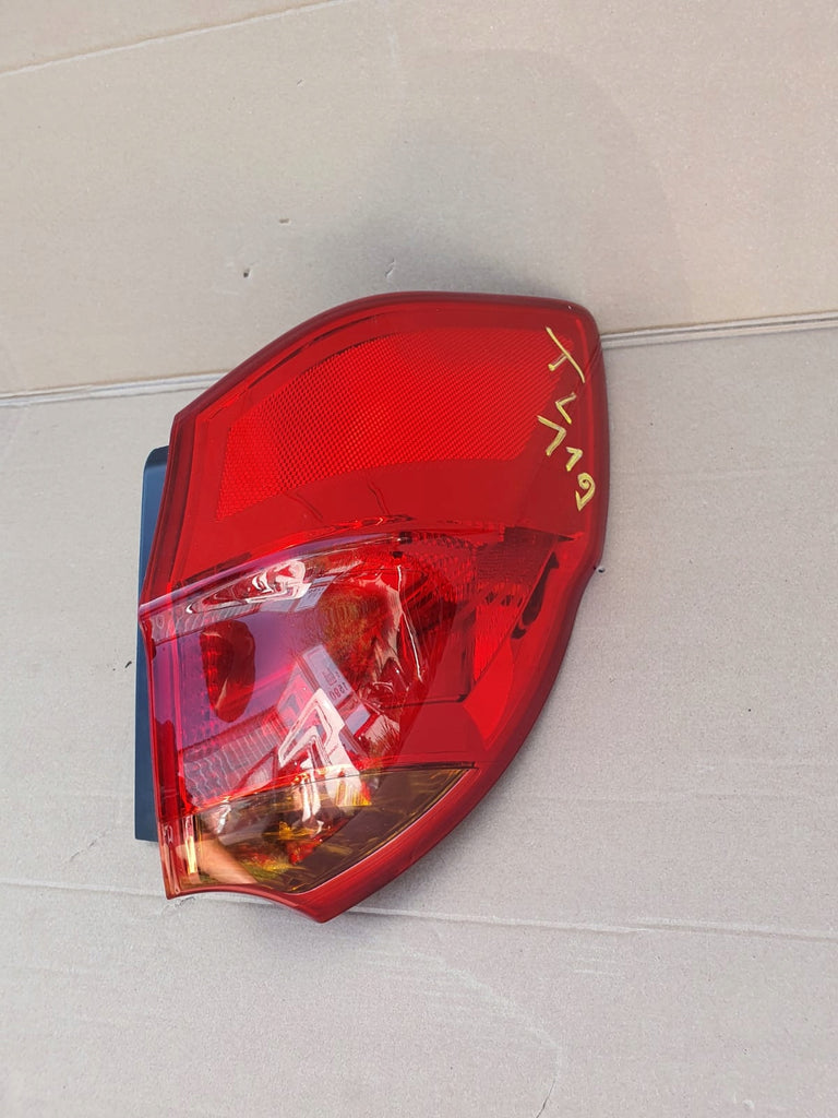 KIA CEED II HB LAMPA TYŁ TYLNA PRAWA 12-