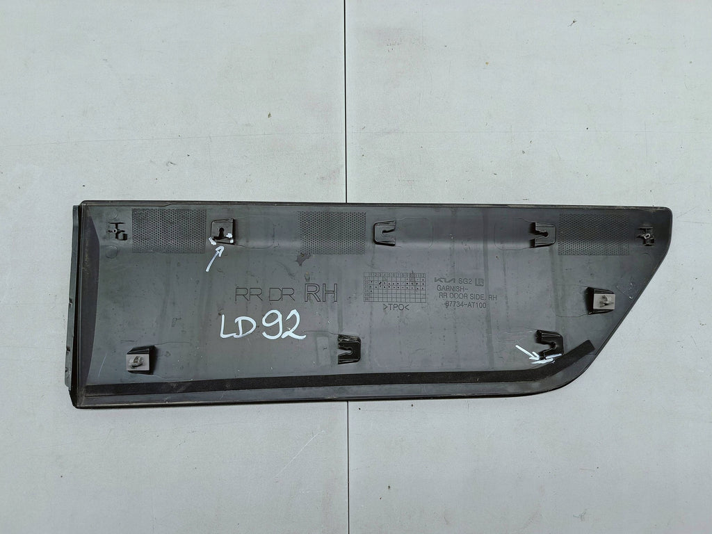 KIA Niro II EV SG2 22- LISTWA NAKŁADKA DRZWI PRAWY TYŁ 8773-AT100