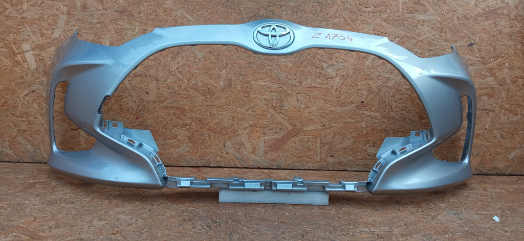 TOYOTA YARIS 4 IV 52119-0DA00 ZDERZAK PRZÓD PRZEDNI