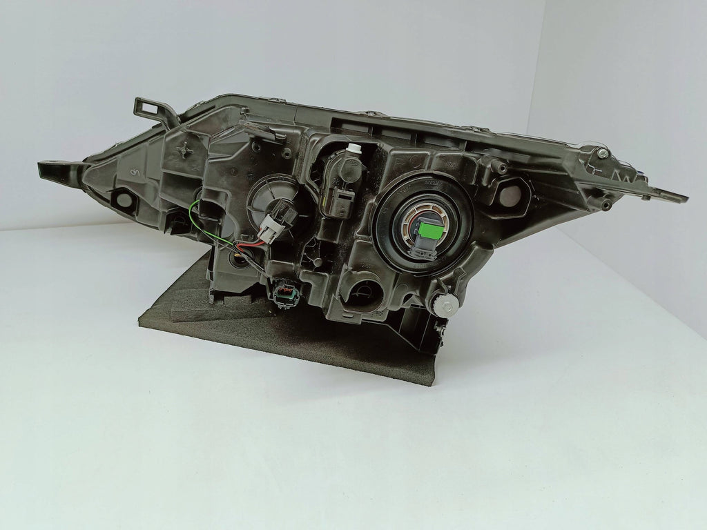 Nissan Qashqai II J11 13- LAMPA PRAWA PRZÓD ZWYKŁA+LED KOITO EU 100-18013