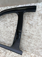 Load image into Gallery viewer, VOLKSWAGEN GOLF VII 12- POSZYCIE BOK SŁUPEK PRAWY PRZÓD FARTUCH 5G4809606D