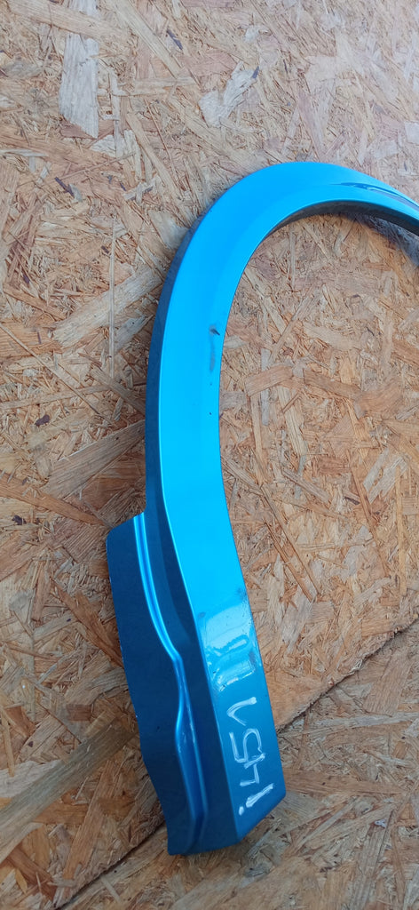 NISSAN QASHQAI II J11 LIFT LISTWA BŁOTNIKA LEWY TYŁ LEWA TYLNA 93829HV11A