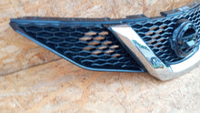 Laden Sie das Bild in den Galerie-Viewer, NISSAN QASHQAI II J11 13-17 KÜHLERGRILL GITTER 623124EA0D