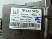 Laden Sie das Bild in den Galerie-Viewer, Volvo EX30 EX-30 23- LAMPA PRAWA PRZÓD PRZEDNIA FULL LED EU 80000628