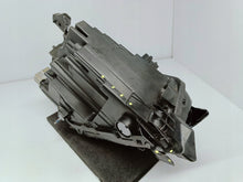 Laden Sie das Bild in den Galerie-Viewer, OPEL CORSA F 19- SCHEINWERFER LINKS VORNE FULL LED 39162653