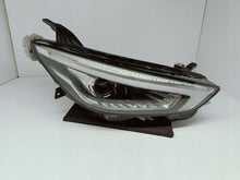 Laden Sie das Bild in den Galerie-Viewer, MG ZS LIFT 19- SCHEINWERFER RECHTS VORNE FULL LED EU 10550754
