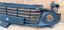 RENAULT CLIO IV 4 12- ATRAPA KRATKA ŚRODKOWA GRILL 622542958R