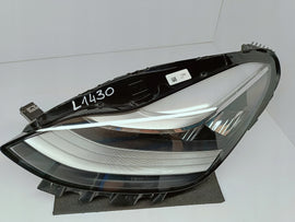 TESLA MODEL 3 III 17- LAMPA LEWA PRZÓD PRZEDNIA FULL LED 1077375-00-C