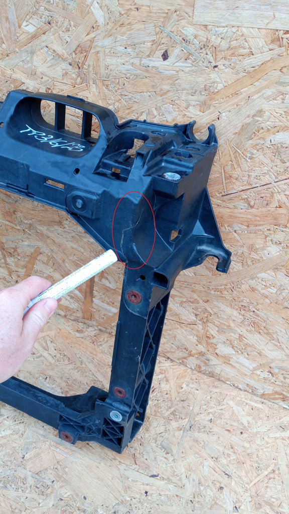 FORD FIESTA MK7 LIFT FRONTPANEL VERSTÄRKUNG