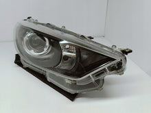 Załaduj zdjęcie do przeglądarki galerii, TOYOTA YARIS IV 4 P21 19-LAMPA REFLEKTOR PRAWY PRZÓD SOCZEWKA KOITO K0-6 EU