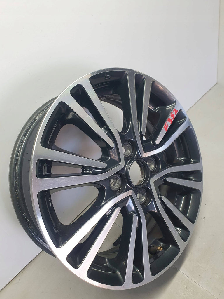Mitsubishi Space Star ALU-FELGE 15 ZOLL 5x15 ET46 4x100 4250D418