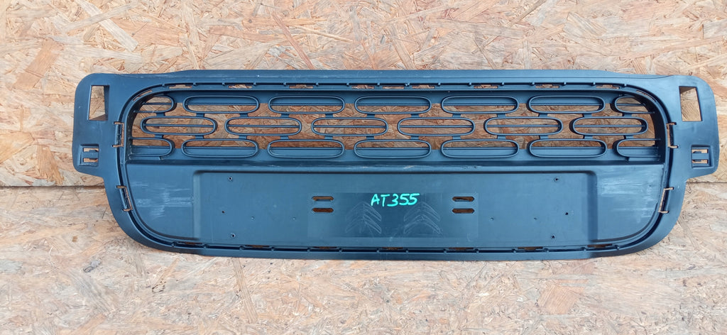 CITROEN C3 III 16- ATRAPA KRATKA ŚRODKOWA GRILL ZDERZAKA PRZÓD 9812061877