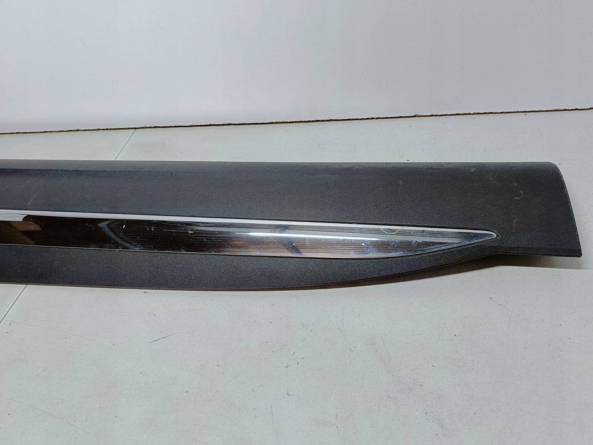 MG Hs 18- Baguette Cache Porte Avant Gauche Gauche Avant Chrome 10423724 — photo 7 sur 12