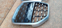 Laden Sie das Bild in den Galerie-Viewer, BMW i4 G26 21- GRILL KÜHLERGRILL STOSSFÄNGER VORNE 9850176-09