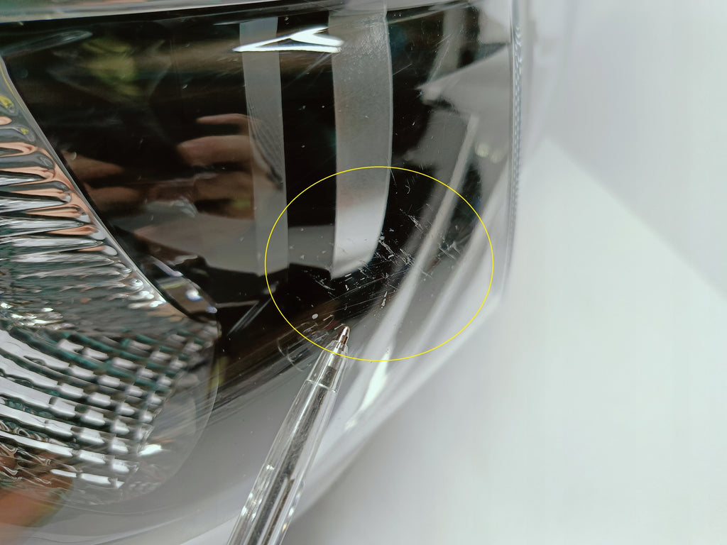 TOYOTA HILUX VIII 8 15- LAMPA REFLEKTOR PRAWY PRZÓD LED KOITO 0K-56