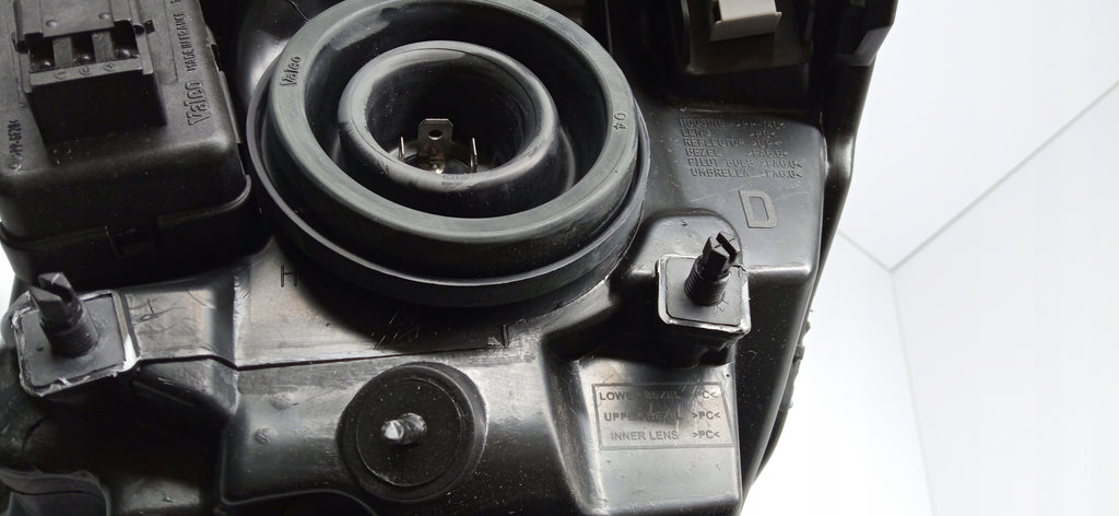NISSAN MICRA K12 LIFT 07- LAMPA PRAWA PRZÓD PRZEDNIA ZWYKŁA H4 26010BG10B
