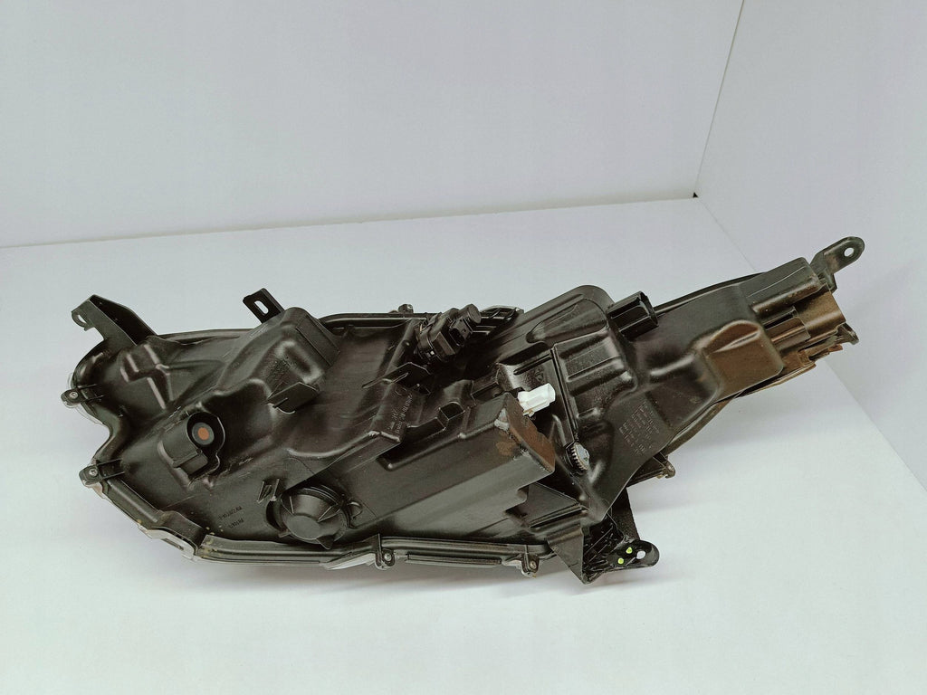 Toyota Yaris IV 4 XP21 19- SCHEINWERFER RECHTS VORNE FULL LED KOITO K0-8