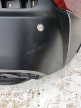 Laden Sie das Bild in den Galerie-Viewer, NISSAN QASHQAI II 2 LIFT 17-21 ZDERZAK TYŁ TYLNY PDC CHROM