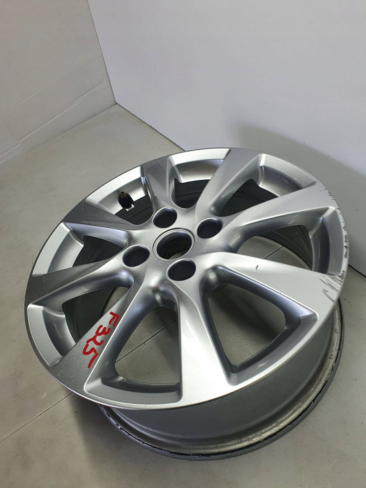 Opel Corsa F Felga Aluminiowa 16 Cali 6,5X16 ET38 4X108 9832274480 — zdjęcie 10 z 16