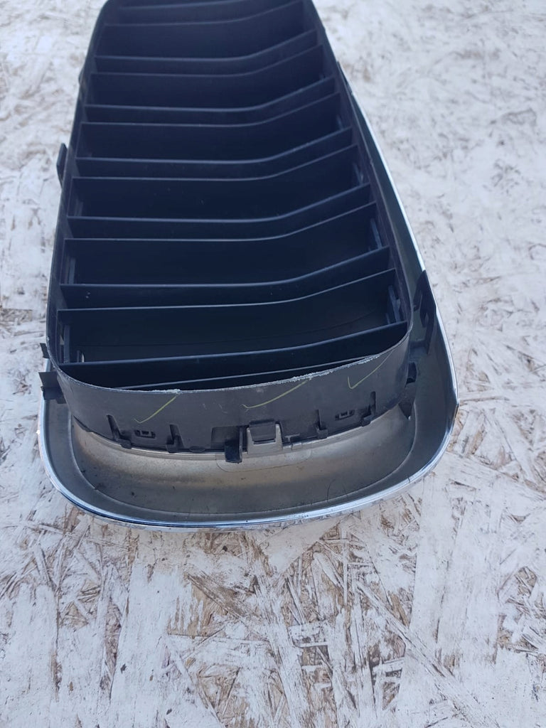 BMW X5 F15 F16 X6 KÜHLERGRILLE BLENDE LINKS
