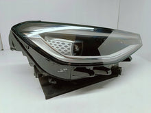 Laden Sie das Bild in den Galerie-Viewer, Volkswagen ID.4 ID4 20- LAMPA PRAWA PRZÓD FULL LED IQ.LIGHT EU 11B941036M