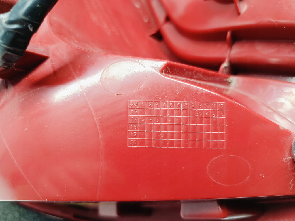 KIA PICANTO III 17- LAMPA PRAWA TYLNA PRAWY TYŁ SEOGU KIA OE 92402-G6