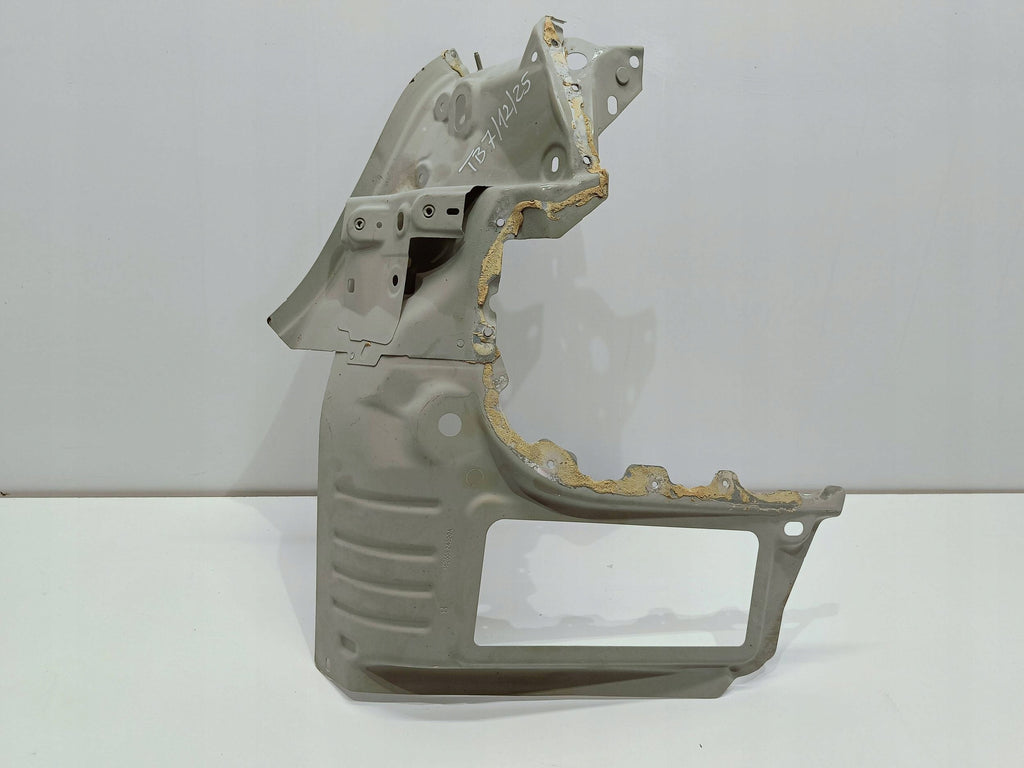 TESLA Model 3 M3 17- INNERE VERKLEIDUNG RECHTS HINTEN HALTERUNG 1095609-00-E