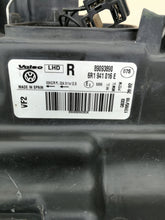 Załaduj zdjęcie do przeglądarki galerii, VOLKSWAGEN POLO V 6R 09- LAMPA PRAWA PRZÓD ZWYKŁA EU 6R1941016E