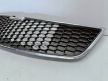 Laden Sie das Bild in den Galerie-Viewer, Chevrolet Cruze 2009- KÜHLERGRILL STOSSFÄNGER VORNE 96832937