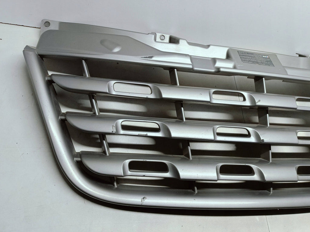 Renault Master III 3 10- ATRAPA GRILL KRATKA ZDERZAKA PRZEDNIEGO 623100256R