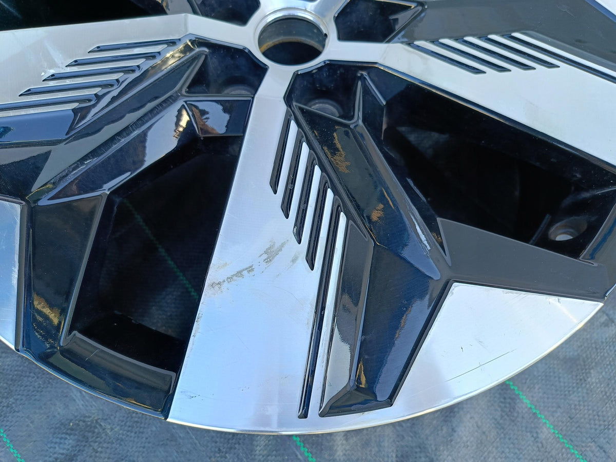 Felge Aluminium Renault Megane IV E-Tech 7.0"x20" 5X114.3 ET 34 403003990R — Foto 6 von 16