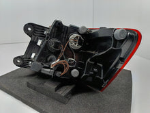 Załaduj zdjęcie do przeglądarki galerii, SKODA FABIA IV 4 6VE HB 21- LAMPA LEWA TYŁ TYLNA 6VE945095