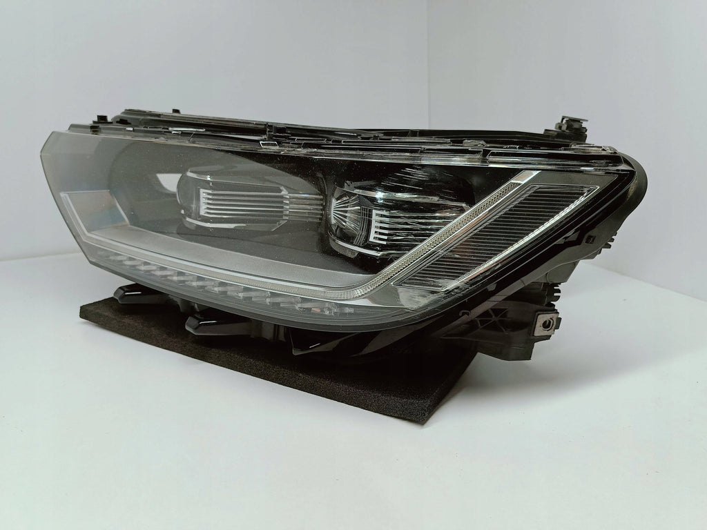 Volkswagen PASSAT B8 14- SCHEINWERFER LINKS VORNE FULL LED EU 3G1941081F