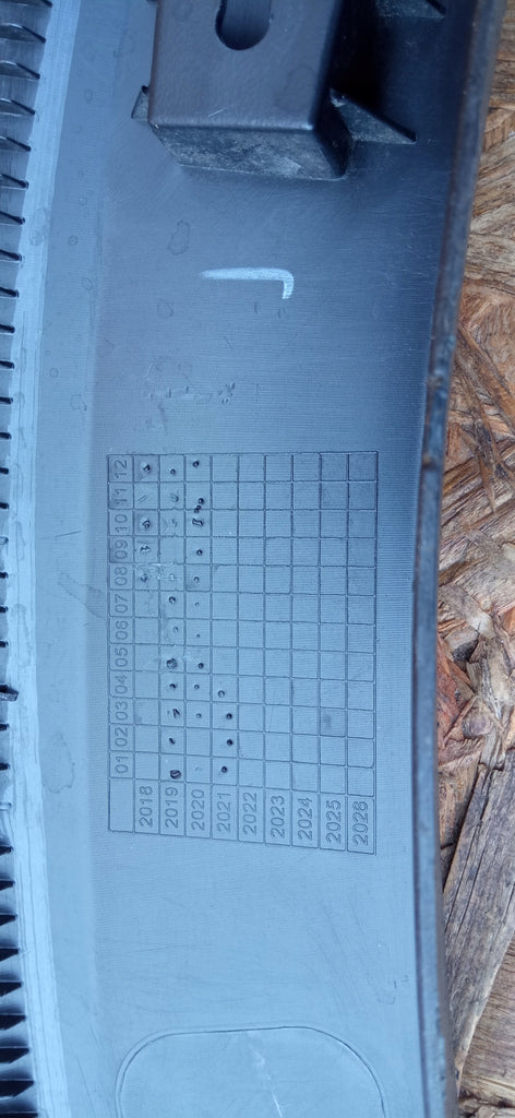 MG ZS 19- RADLAUFVERKLEIDUNG HINTEN RECHTS 10646894
