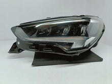 Załaduj zdjęcie do przeglądarki galerii, Opel Corsa F 19- LAMPA LEWA PRZÓD PRZEDNIA FULL LED EU 9829522780