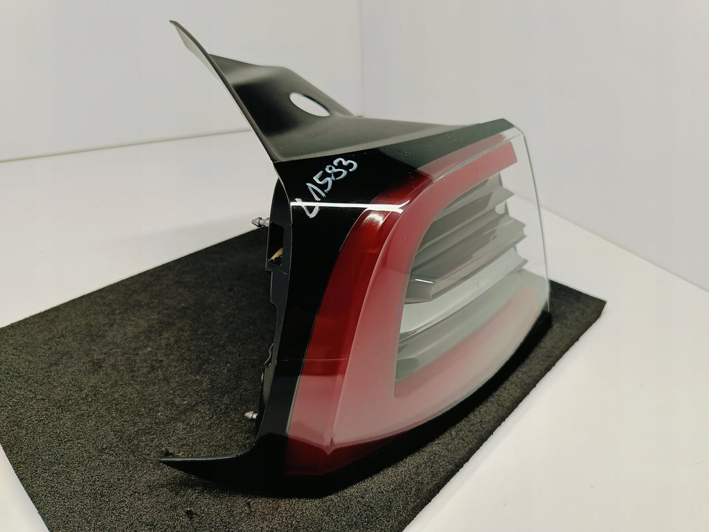 TESLA 3 III LIFT Y MY 20-LAMPA REFLEKTOR ŚWIATŁO LEWY TYŁ LED 1502086-00-D